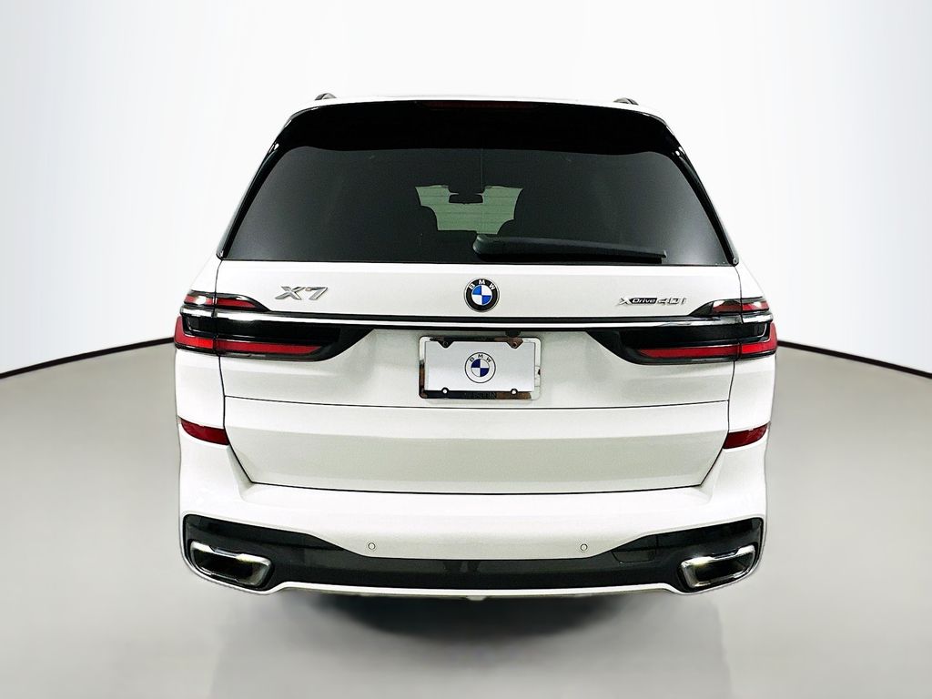 2023 BMW X7 xDrive40i 6