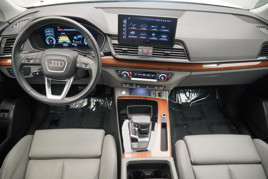 2022 Audi Q5 e 55 Premium 11