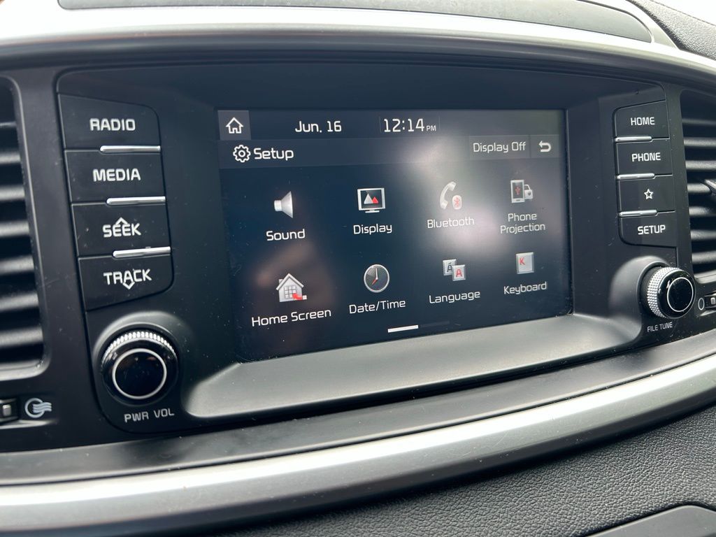 2020 Kia Sorento LX 30