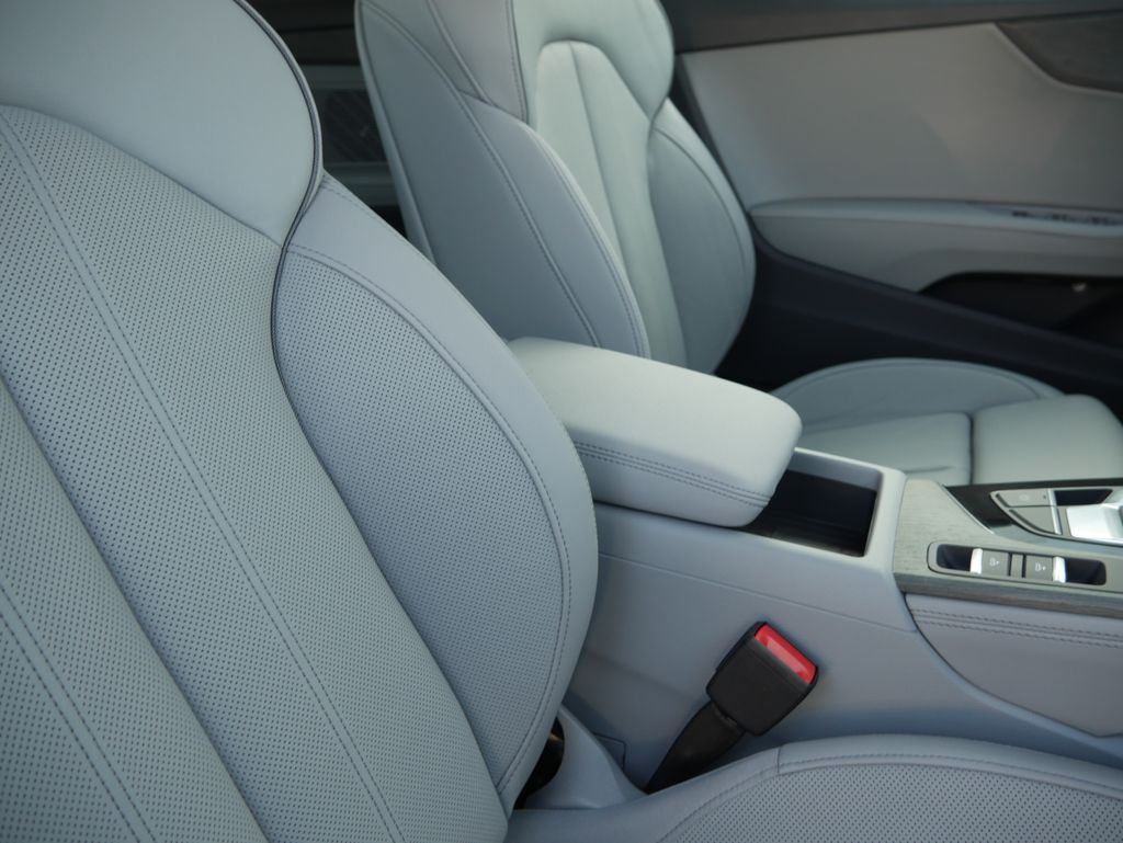 Thumbnail: 2024 Audi A5 - 26