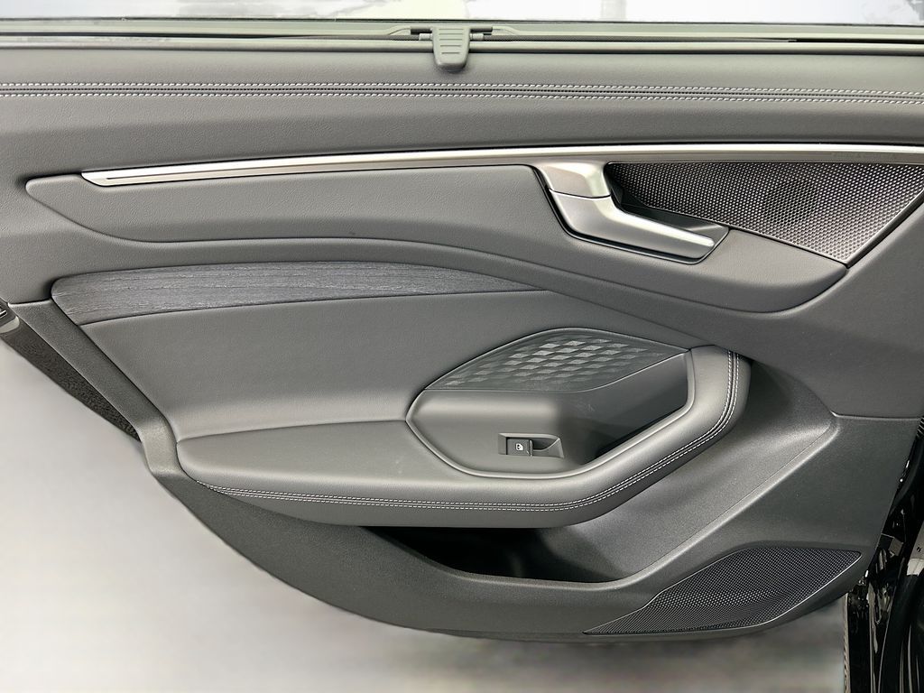 Thumbnail: 2026 Audi A6 - 26