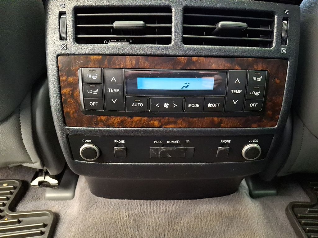 Thumbnail: 2008 Toyota Land Cruiser - 11