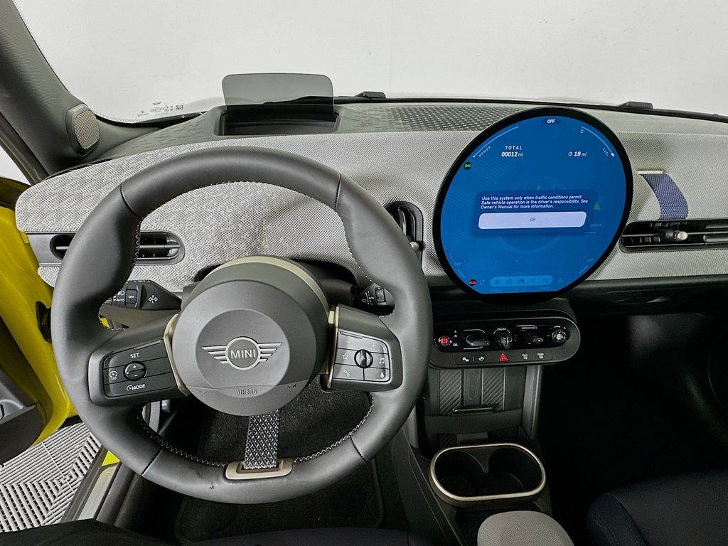 2025 MINI Cooper Hardtop S 10