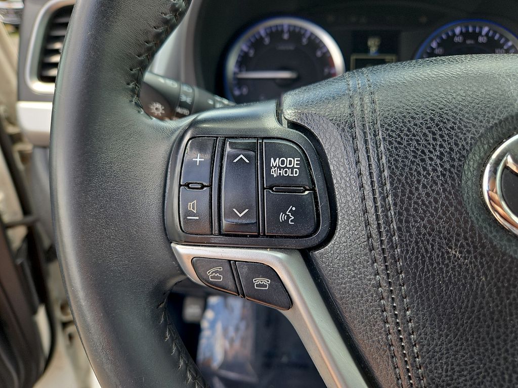 2016 Toyota Highlander