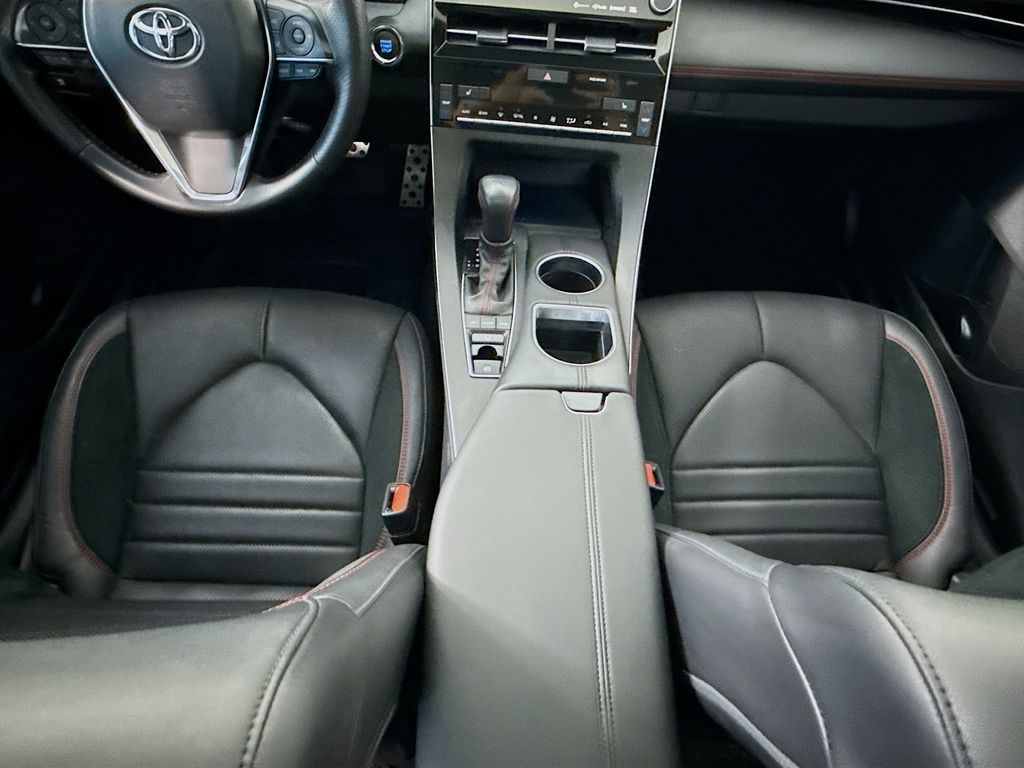 Thumbnail: 2021 Toyota Avalon - 17