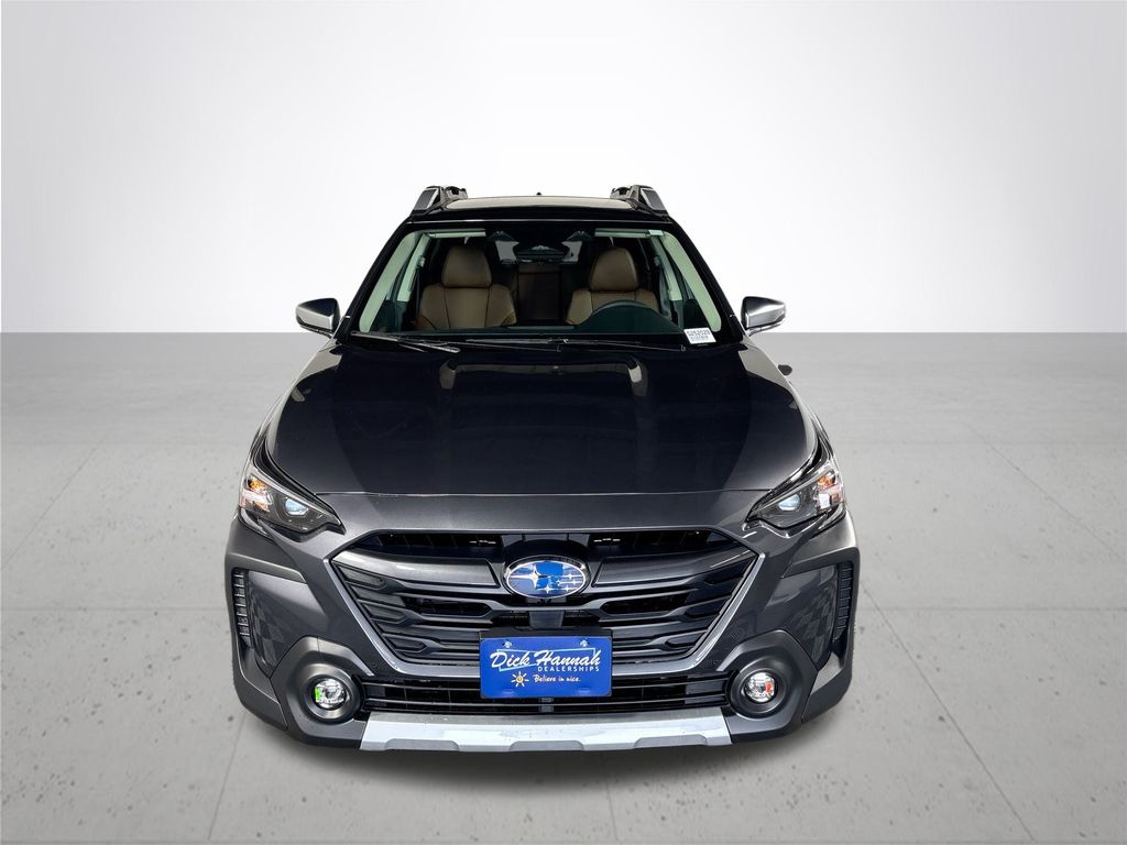 2025 Subaru Outback Touring XT photo 3
