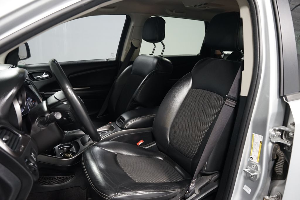 Thumbnail: 2014 Dodge Journey - 6