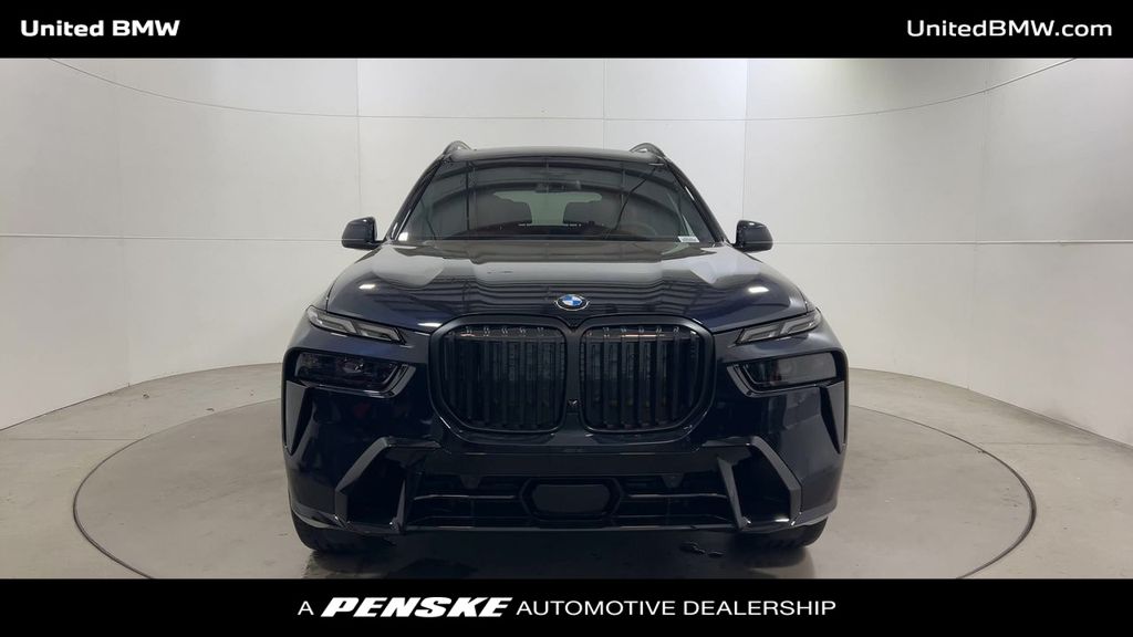 Thumbnail: 2026 BMW X7 - 3