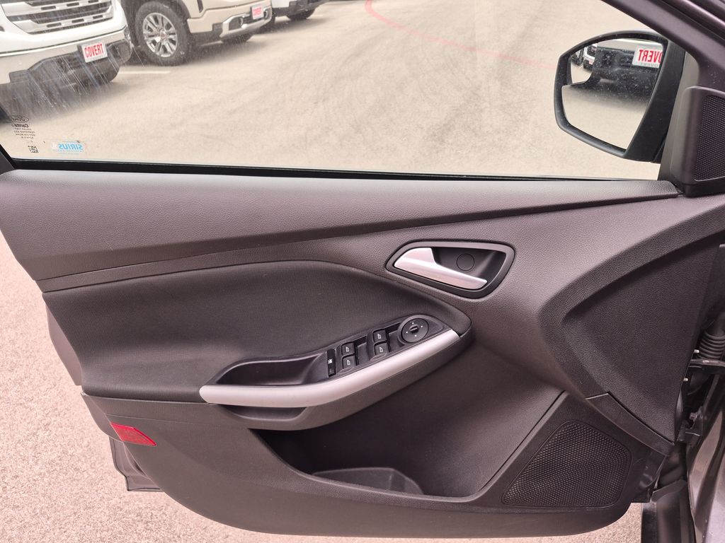 Used Car 2013 Ford Focus  Se For Sale Under $10,000 In Austin, Texas