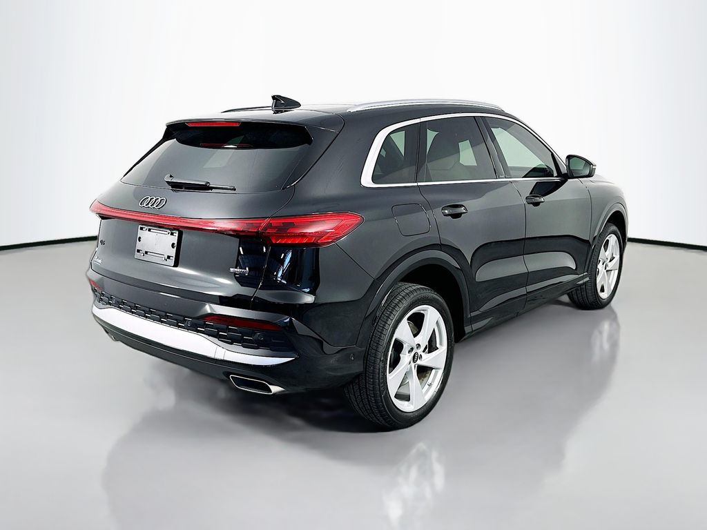 AudiQ57