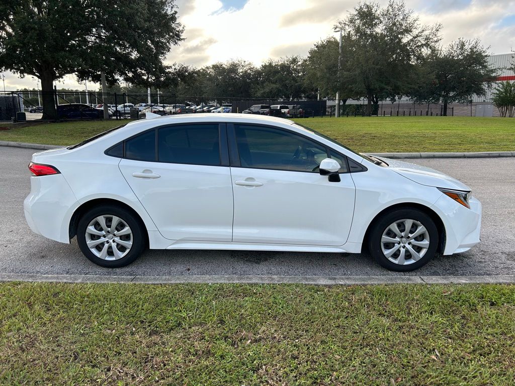 Thumbnail: 2022 Toyota Corolla - 6