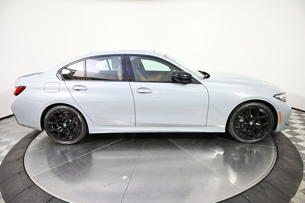 Thumbnail: 2025 BMW 3 Series - 6