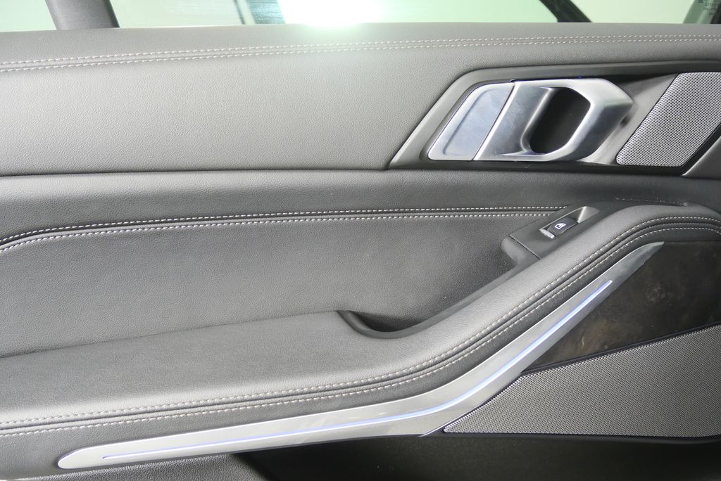 Thumbnail: 2024 BMW X5 - 13