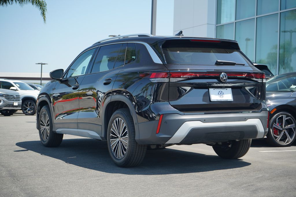 Thumbnail: 2025 Volkswagen Tiguan - 3