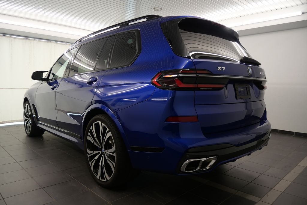 2024 BMW X7 M60i 5