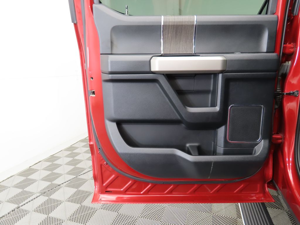 Thumbnail: 2020 Ford Econoline - 25