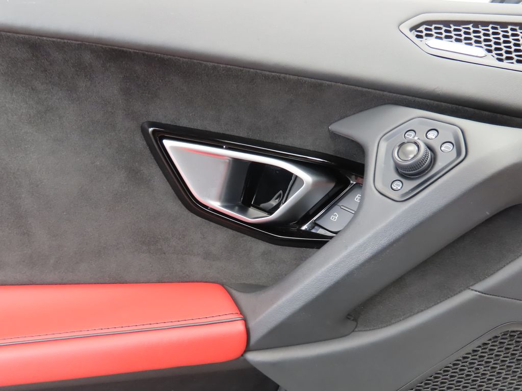 2023 Lamborghini Huracan EVO 29