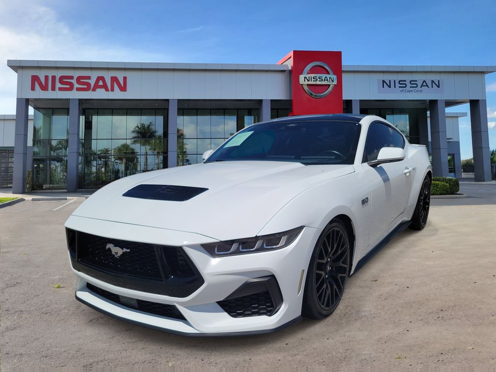 2024 Oxford White Ford Mustang GT RWD Coupe