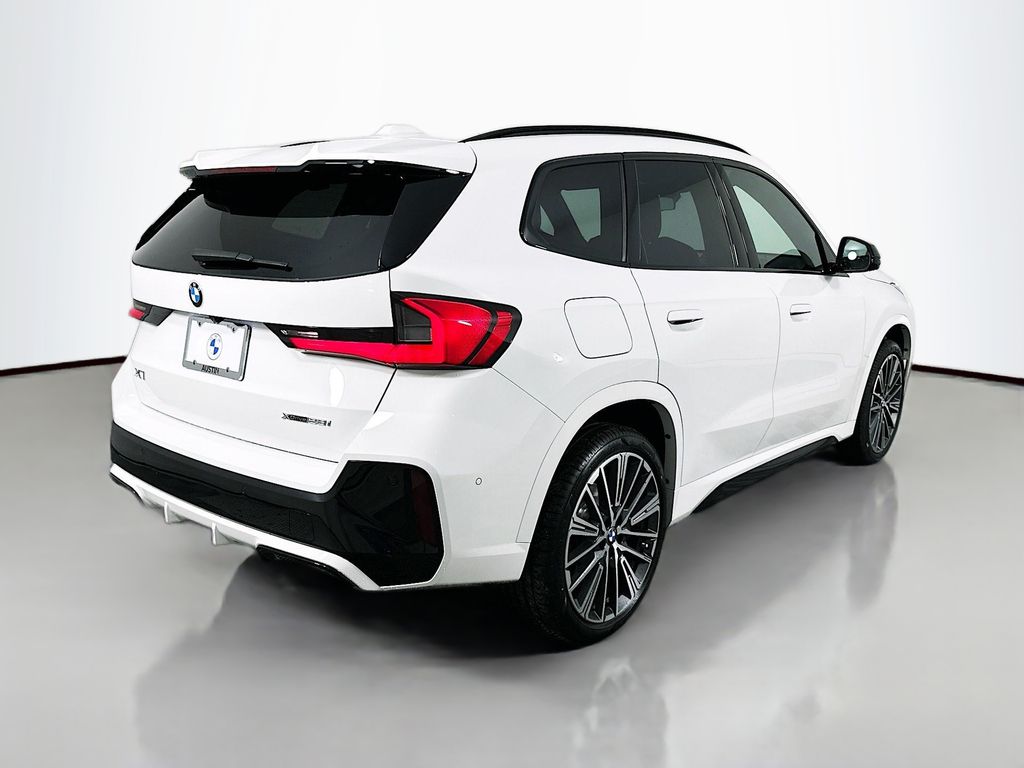 Thumbnail: 2026 BMW X1 - 5
