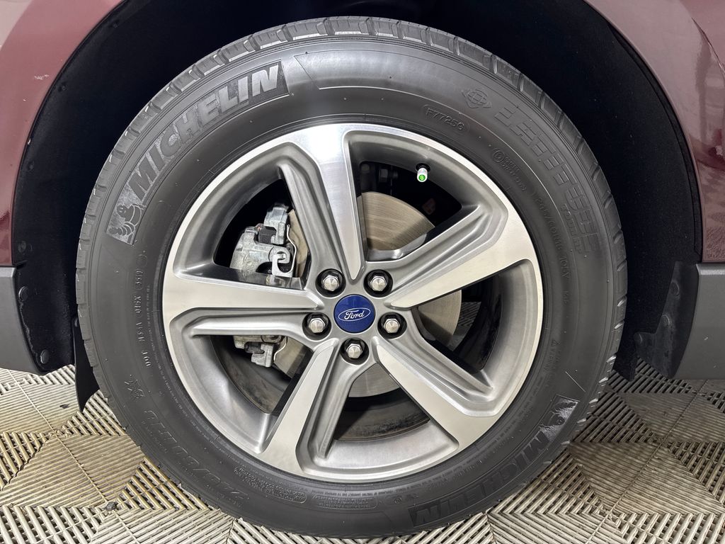 Certified Used 2020 Red Ford SEL image 11