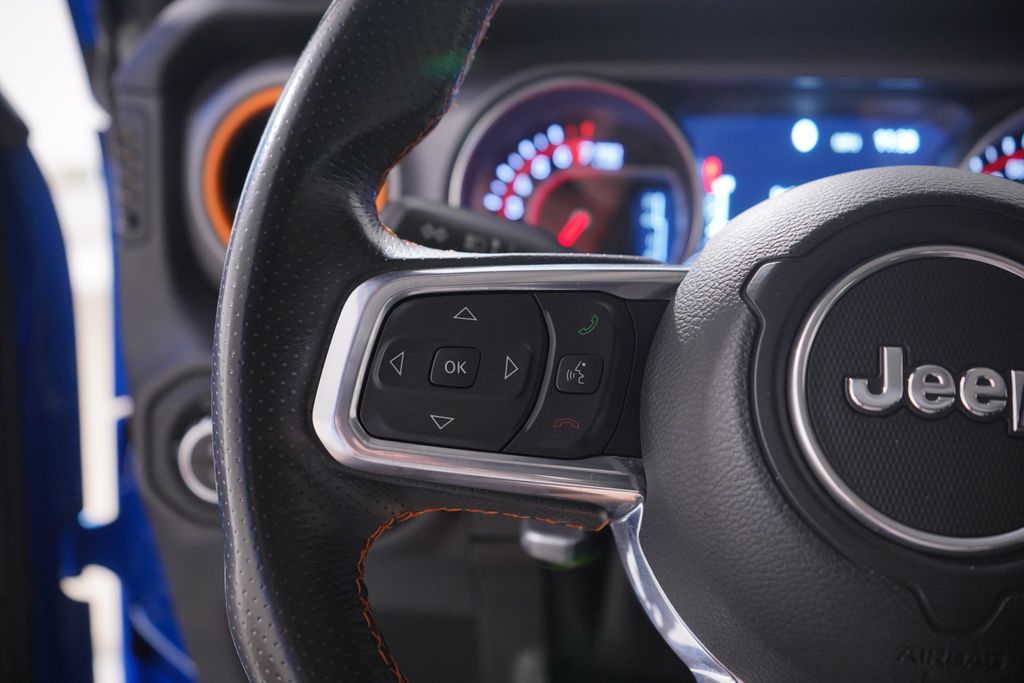 Thumbnail: 2021 Jeep Gladiator - 19
