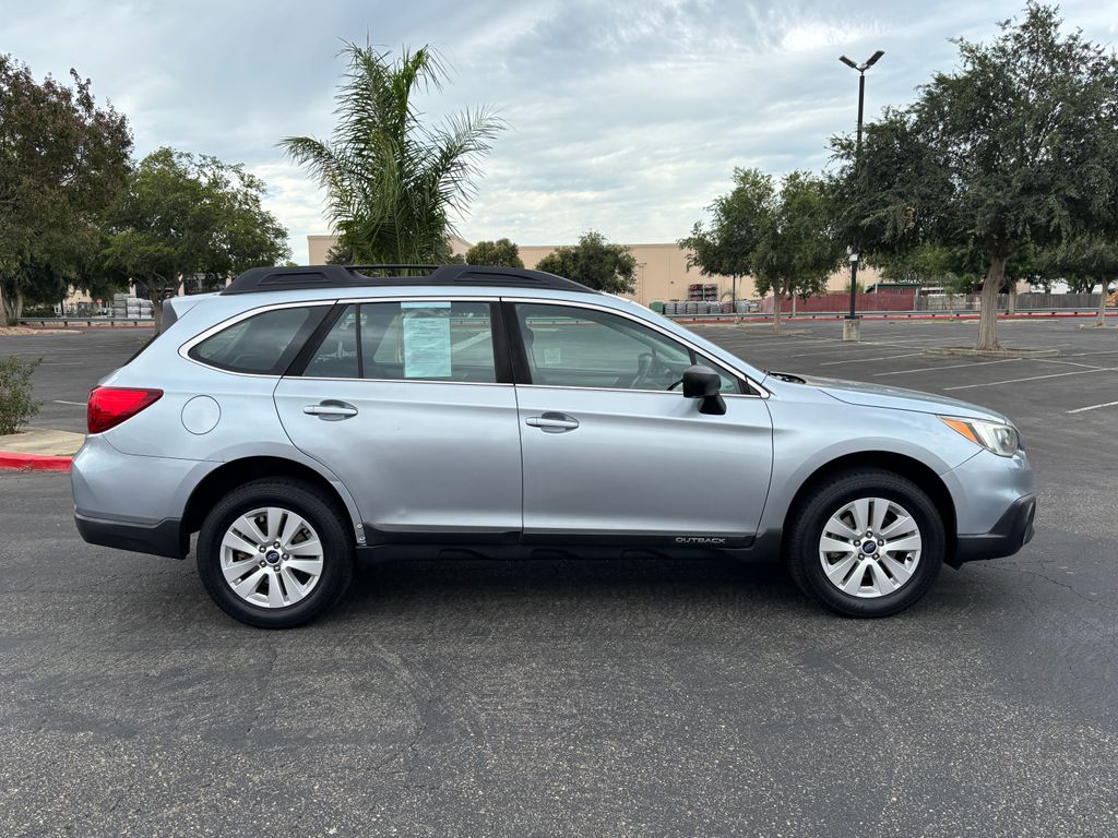 Thumbnail: 2017 Subaru Outback - 4