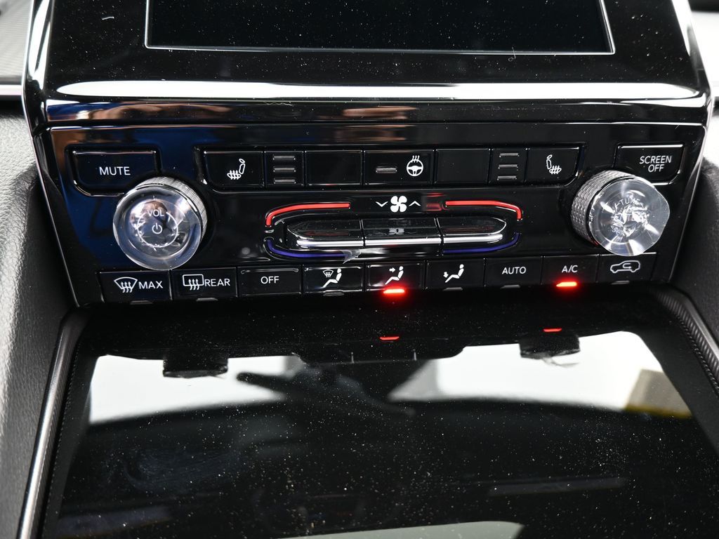 New 2026 Baltic Gray Metallic Clearcoat Jeep Laredo image 20