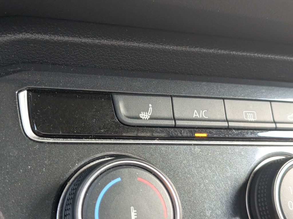 Used 2024 Volkswagen Tiguan SUV
