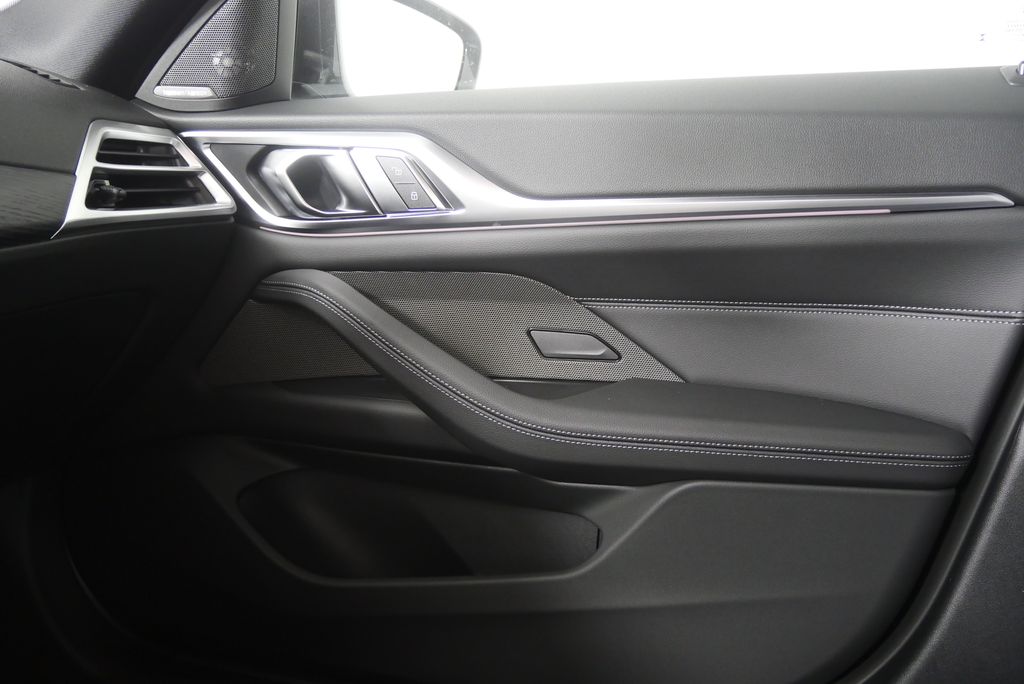 Thumbnail: 2026 BMW 4 Series - 25