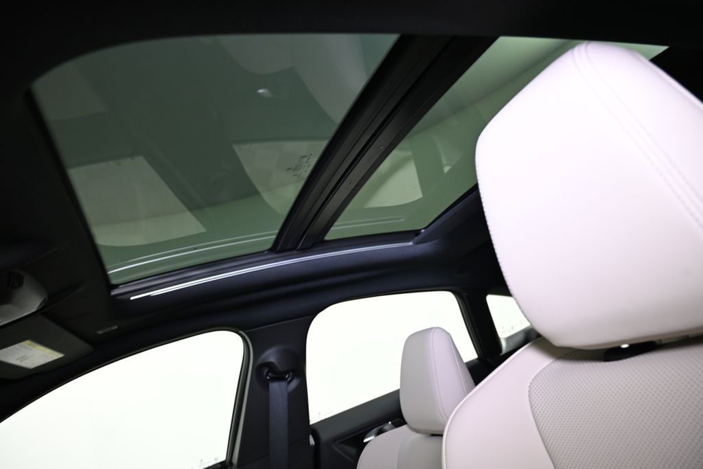 Thumbnail: 2026 BMW 2 Series - 20