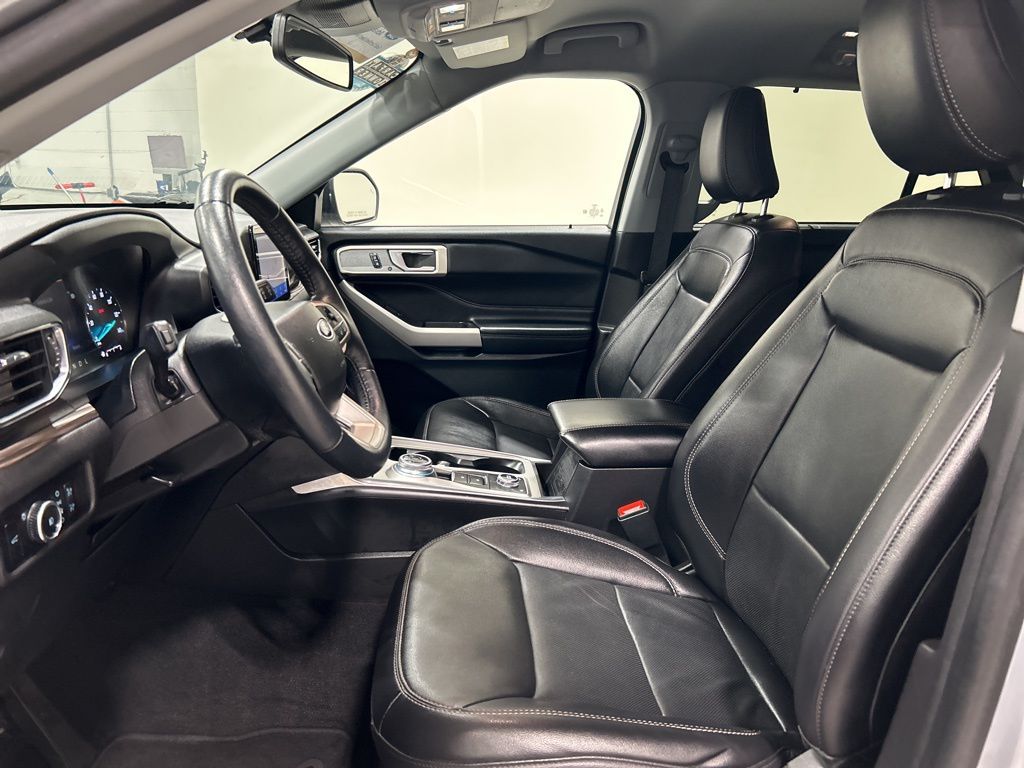used 2023 Ford Explorer car, priced at $31,684