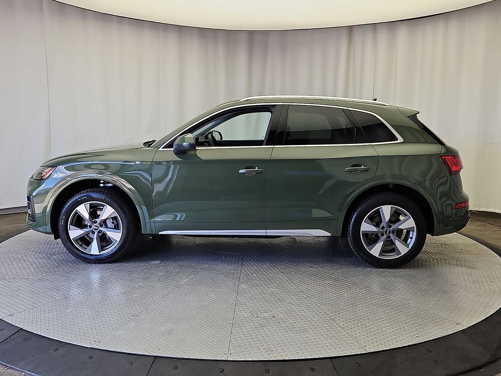 Thumbnail: 2023 Audi Q5 - 8
