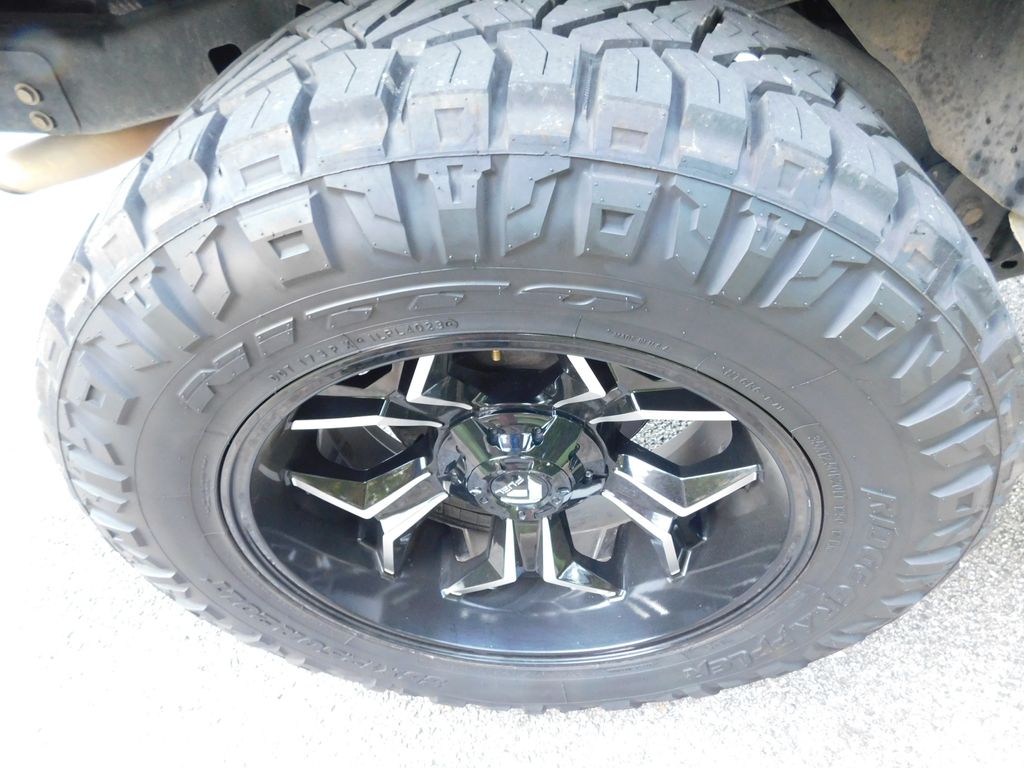 Thumbnail: 2016 Jeep Wrangler - 7