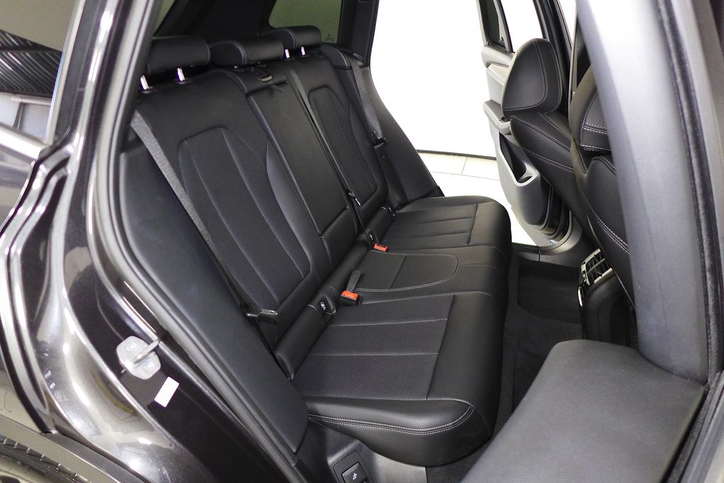 Thumbnail: 2022 BMW X3 - 20