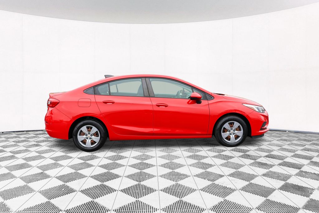 2018 Chevrolet Cruze LS 7