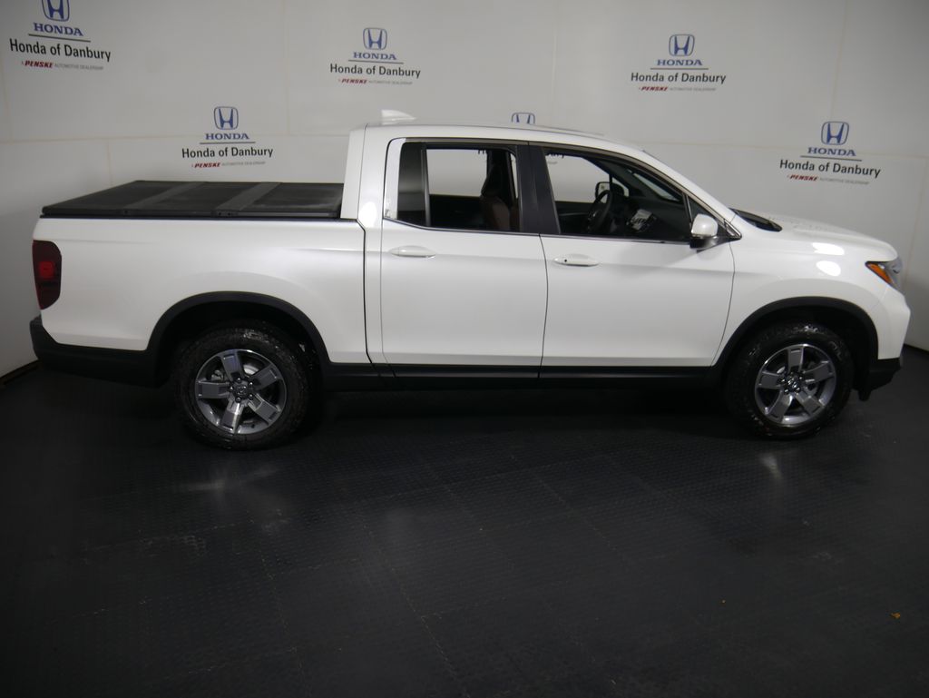 Thumbnail: 2025 Honda Ridgeline - 3