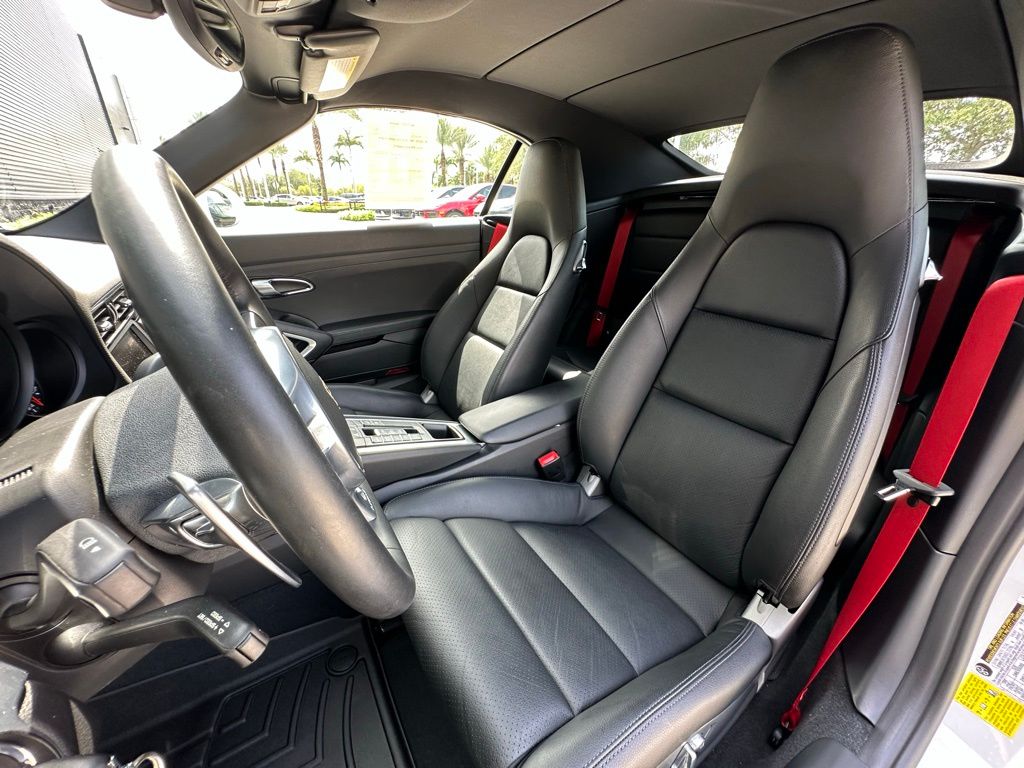 2013 Porsche 911 Carrera S 5