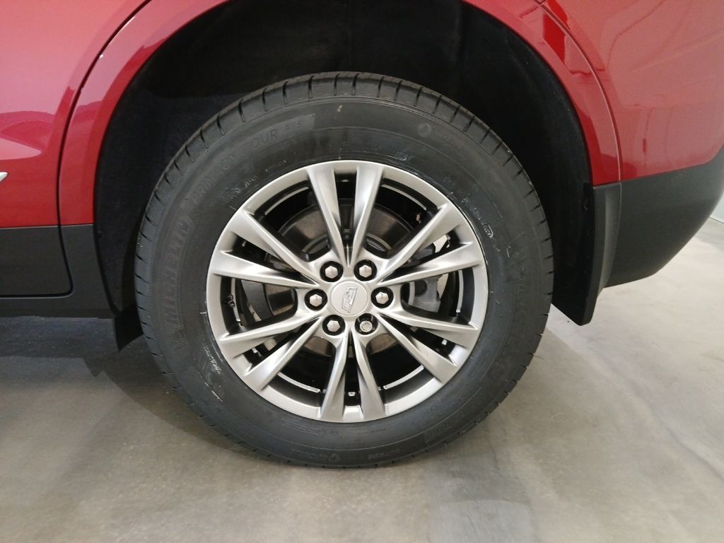 used 2021 Cadillac XT5 car, priced at $31,500