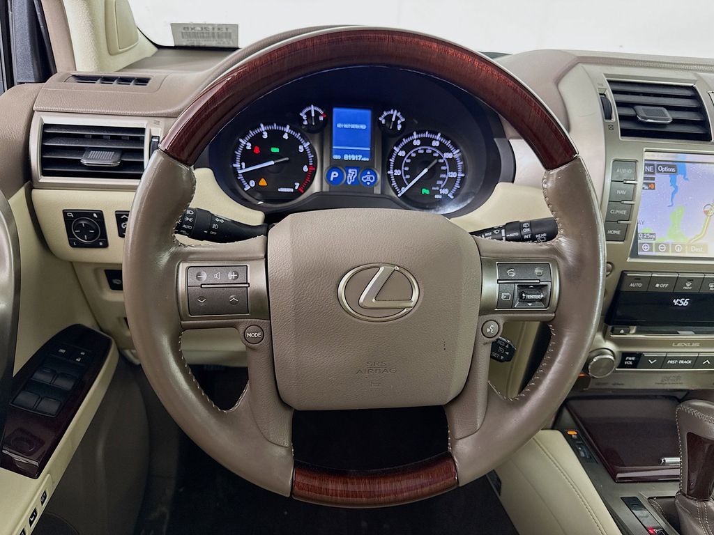 Thumbnail: 2016 Lexus GX - 11
