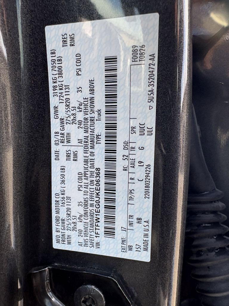 Used 2018 Magnetic Ford Lariat image 27