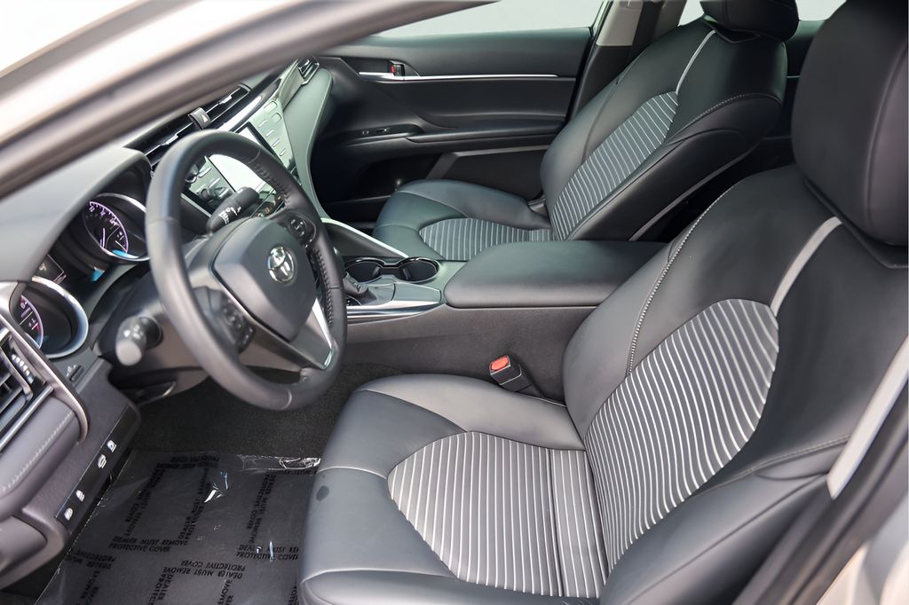 Used Car 2020 Toyota Camry  Se For Sale Under $25,000 In Austin, Texas