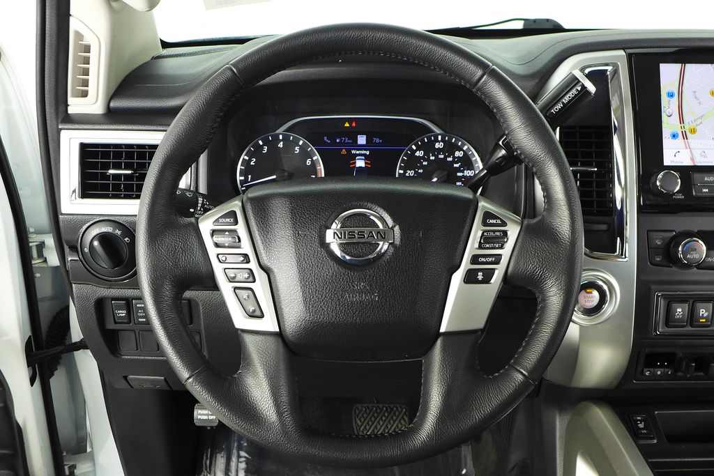 Thumbnail: 2020 Nissan Titan - 26