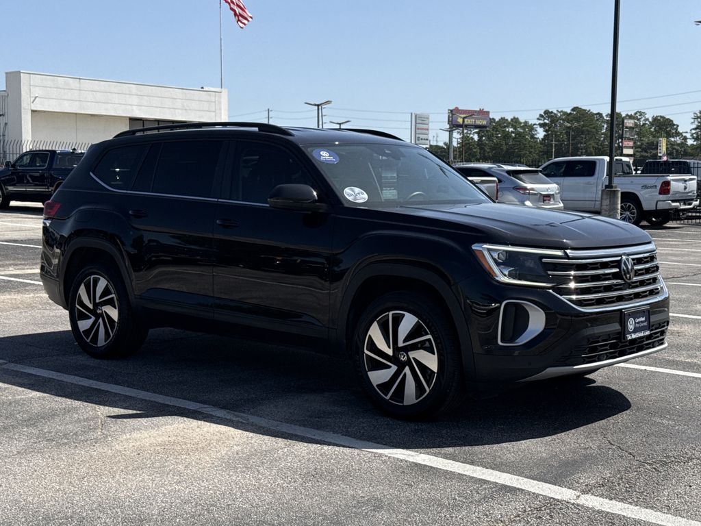 2024 Volkswagen Atlas 2.0T SE w/Technology Black at DeMontrond Auto Country