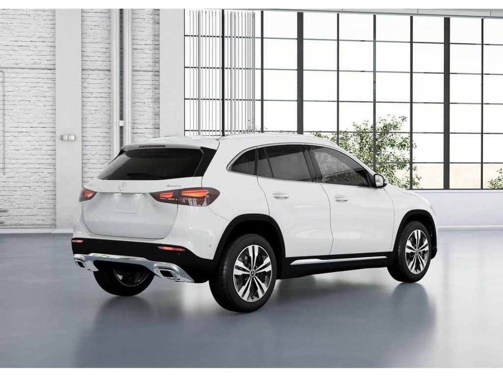 Thumbnail: 2026 Mercedes-Benz GLA - 21
