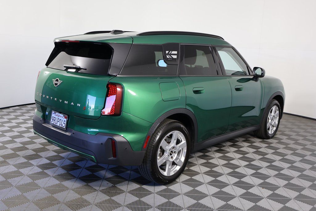 Thumbnail: 2025 MINI Cooper Countryman - 4