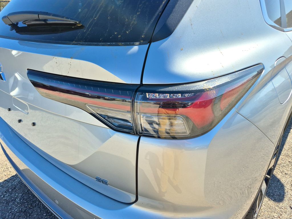 2026 Mitsubishi Outlander SE - 10