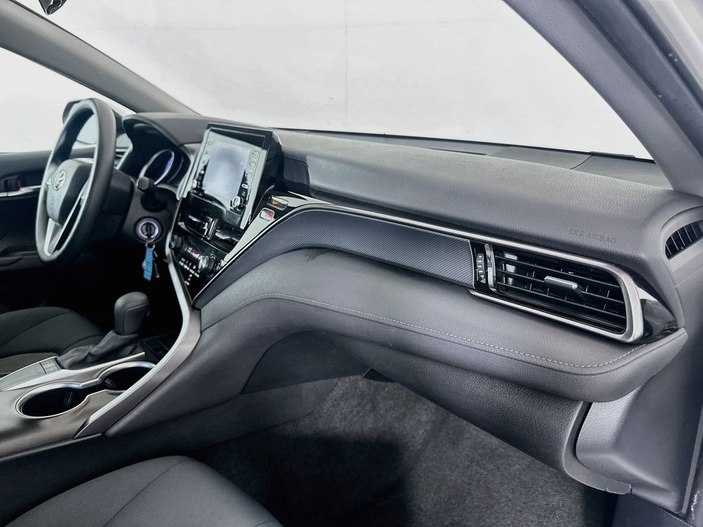Thumbnail: 2022 Toyota Camry - 27