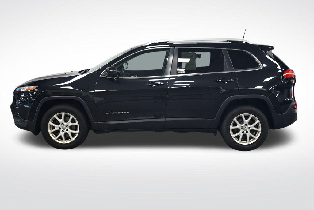 Thumbnail: 2016 Jeep Cherokee - 2