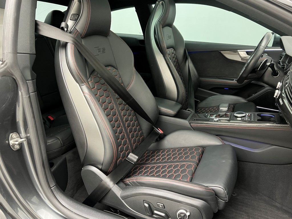 Thumbnail: 2018 Audi RS 5 - 11