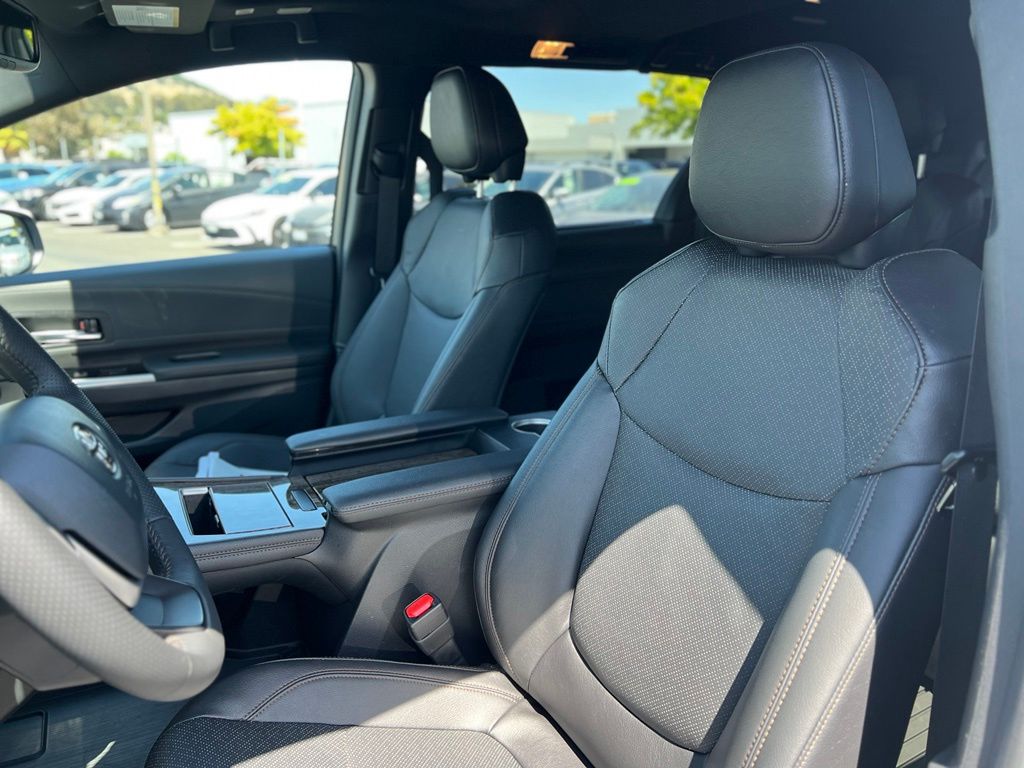 Used 2026 Toyota Sienna Van
